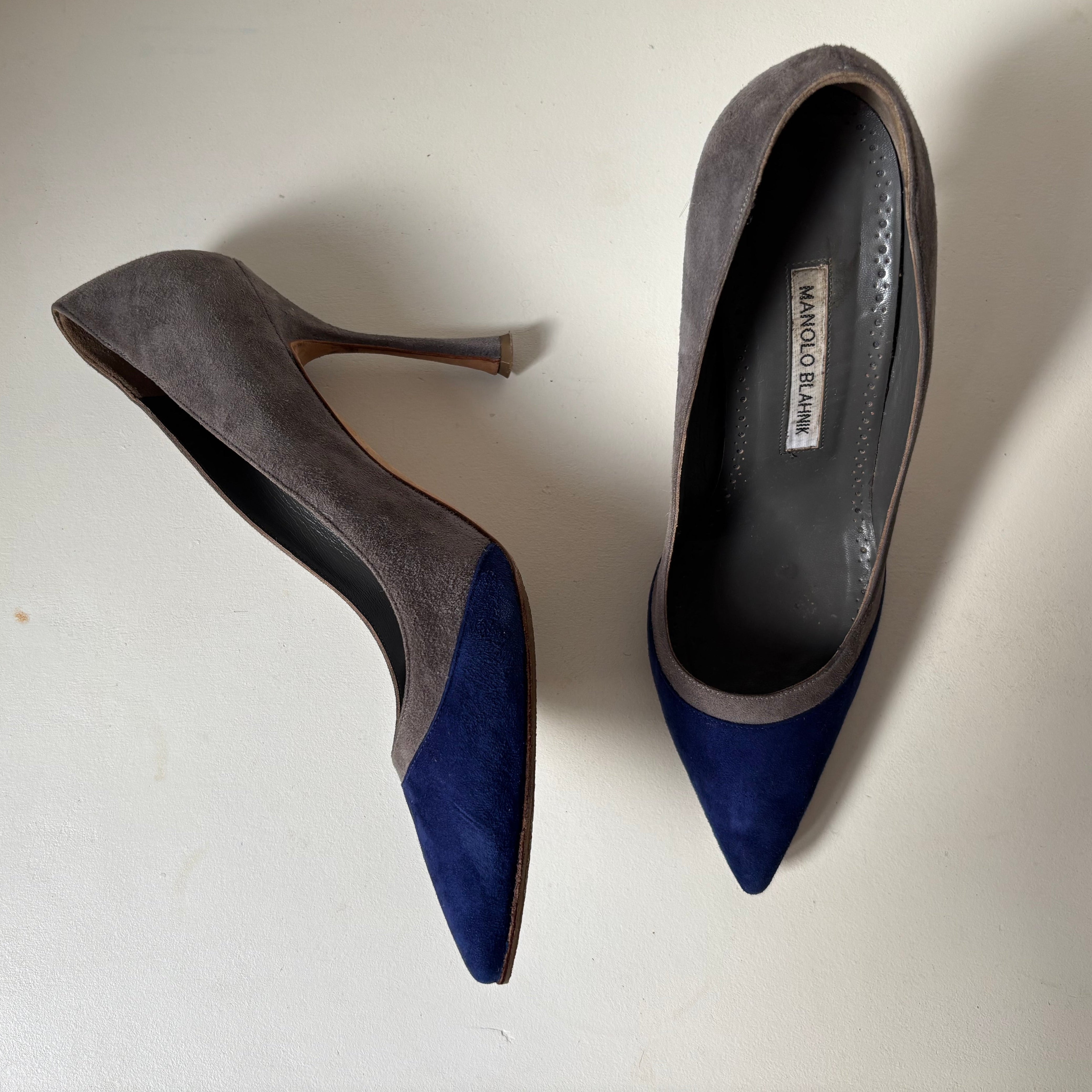 Escarpins Manolo Blahnik bicolore