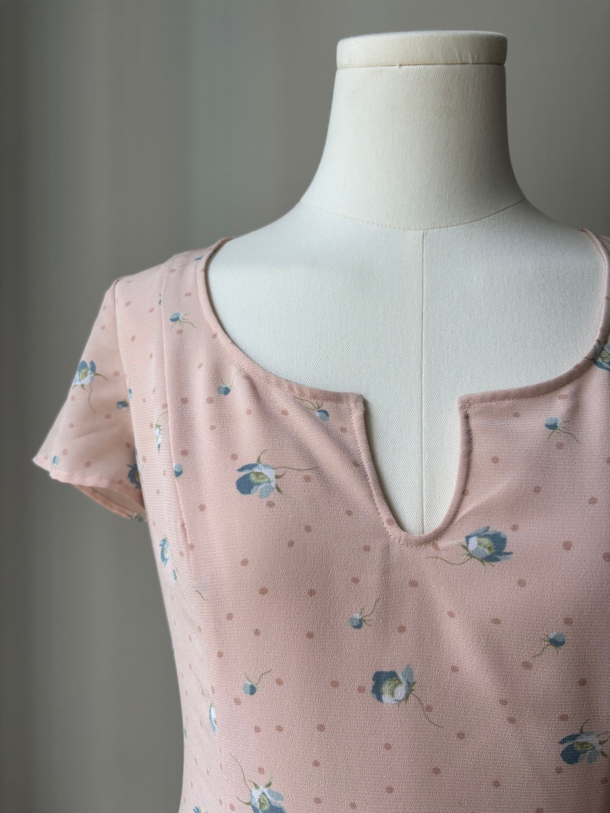 Cacharel Robe rose rleurie vintage coupe patineuse - S