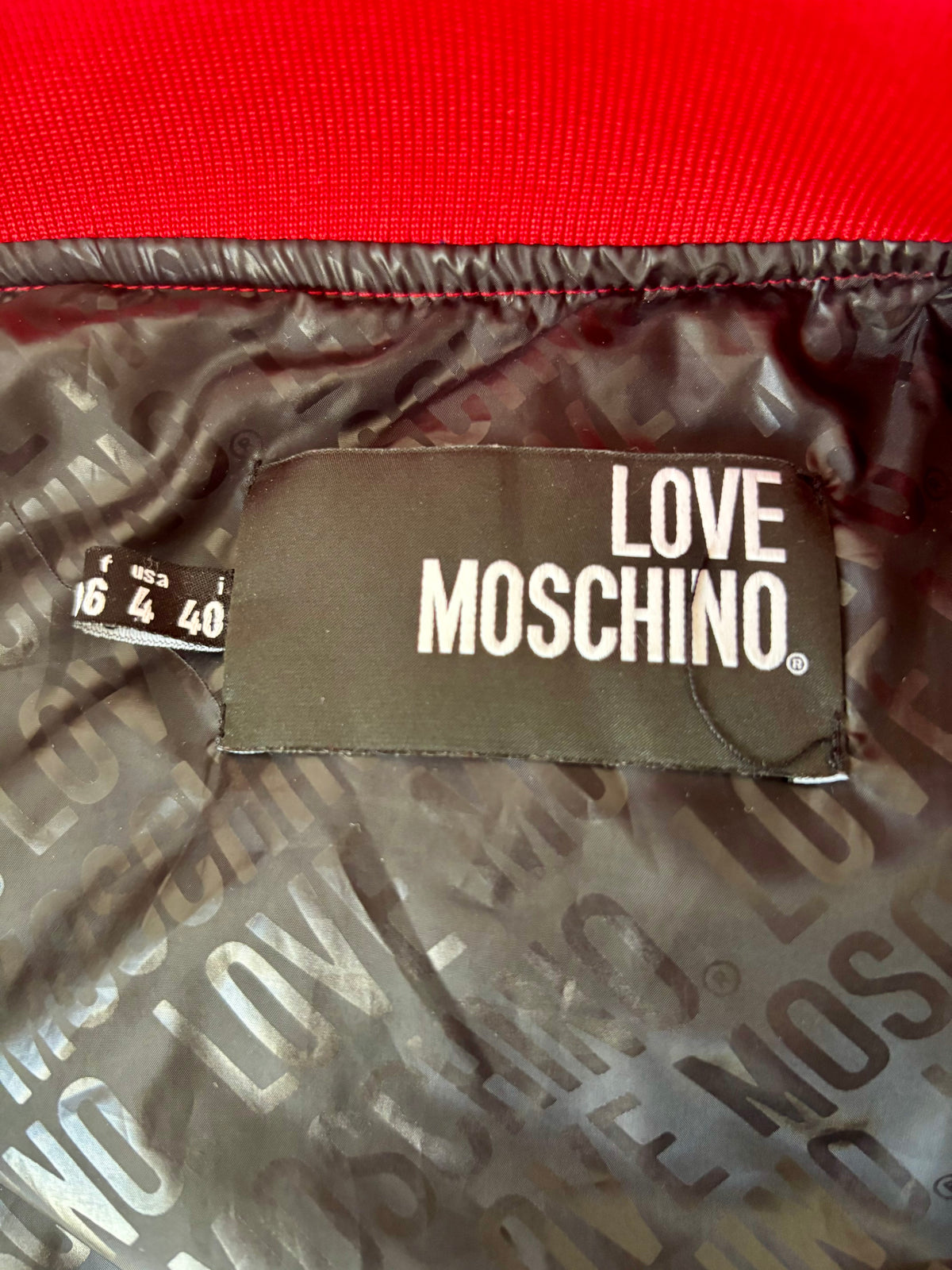 Love Moschino Bomber rouge avec logo – taille S