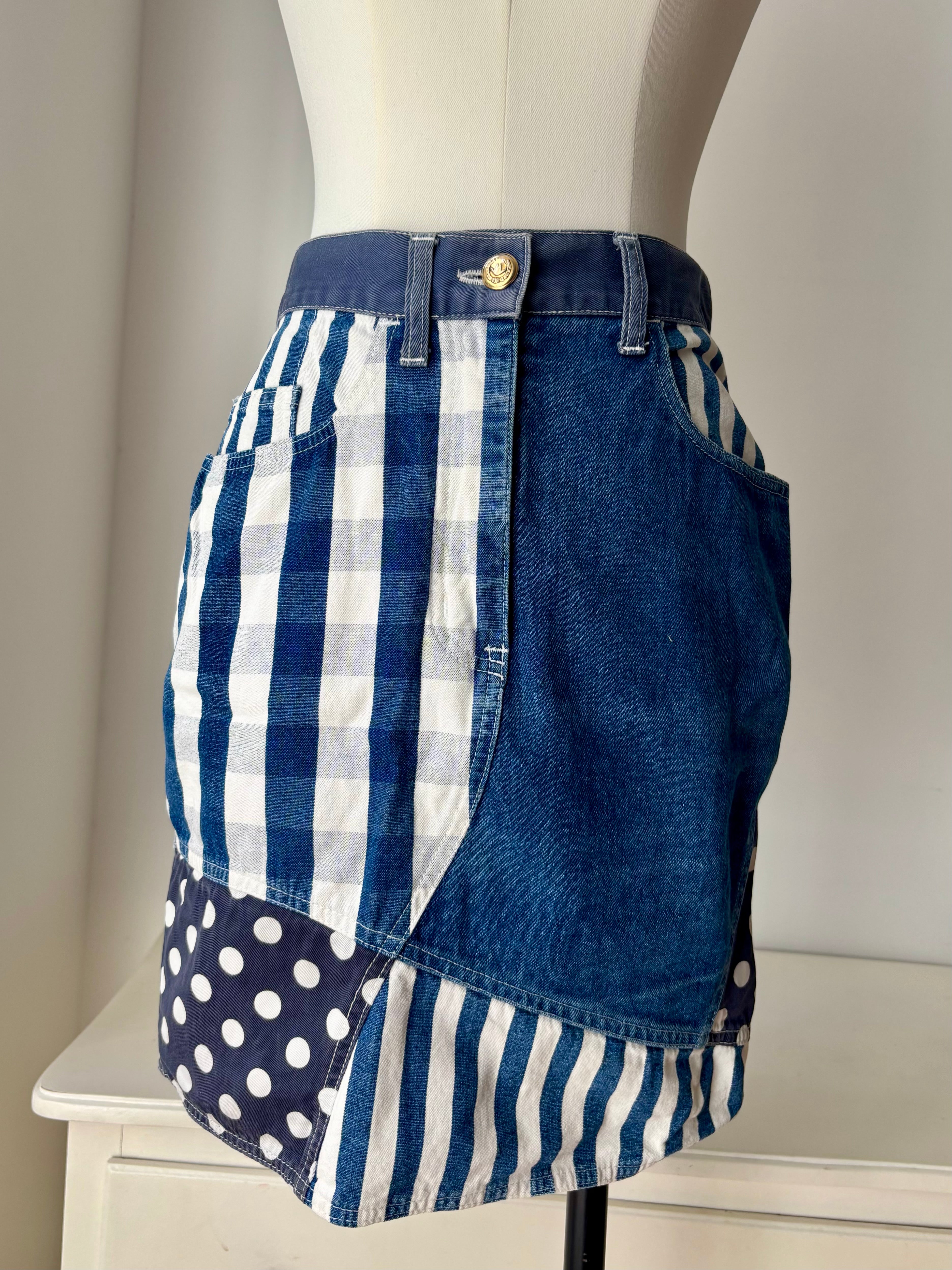 Moschino – Jupe vintage patchwork denim et imprimés – XS