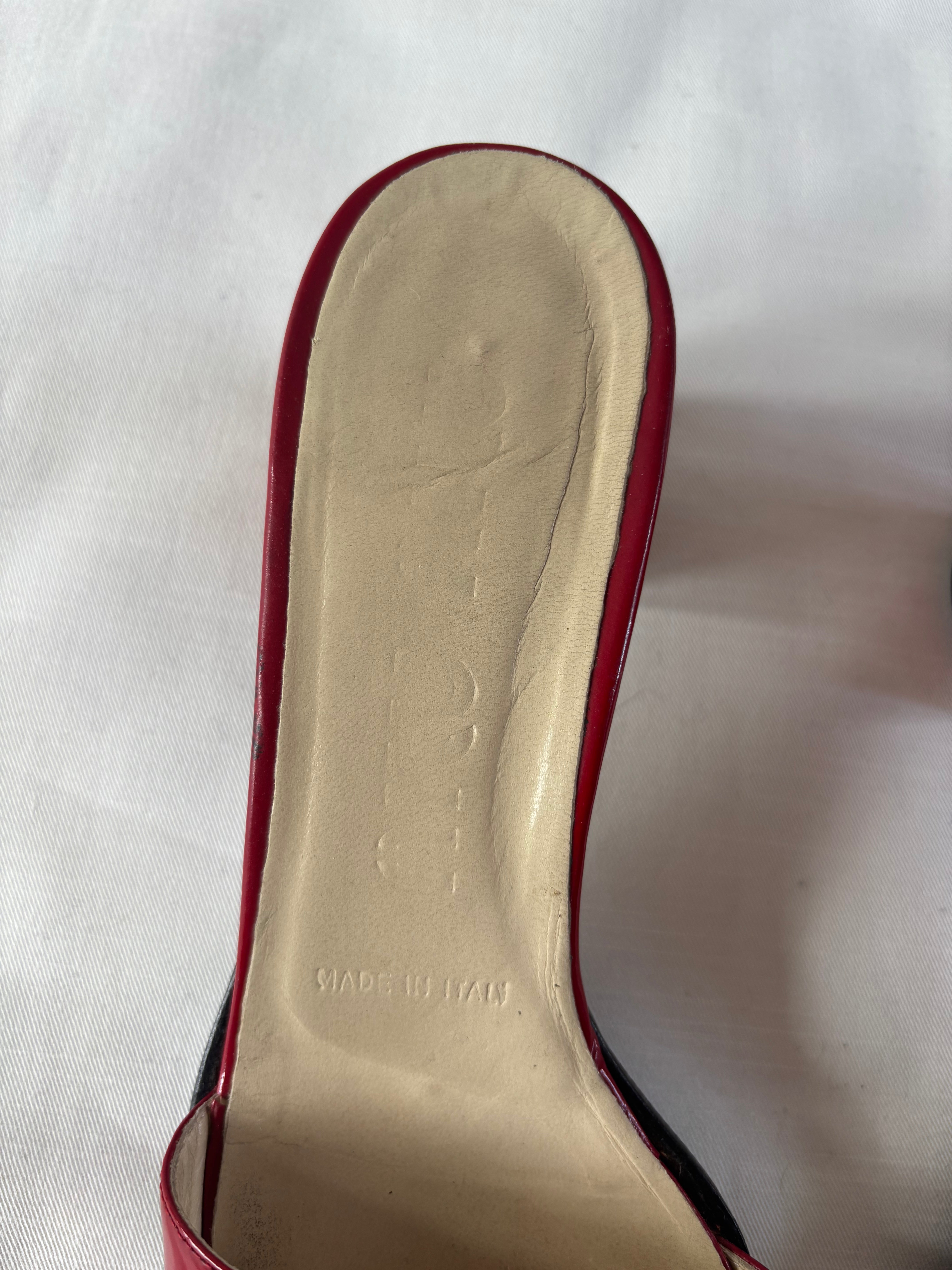 Miu Miu mules cuir rouge - 38,5