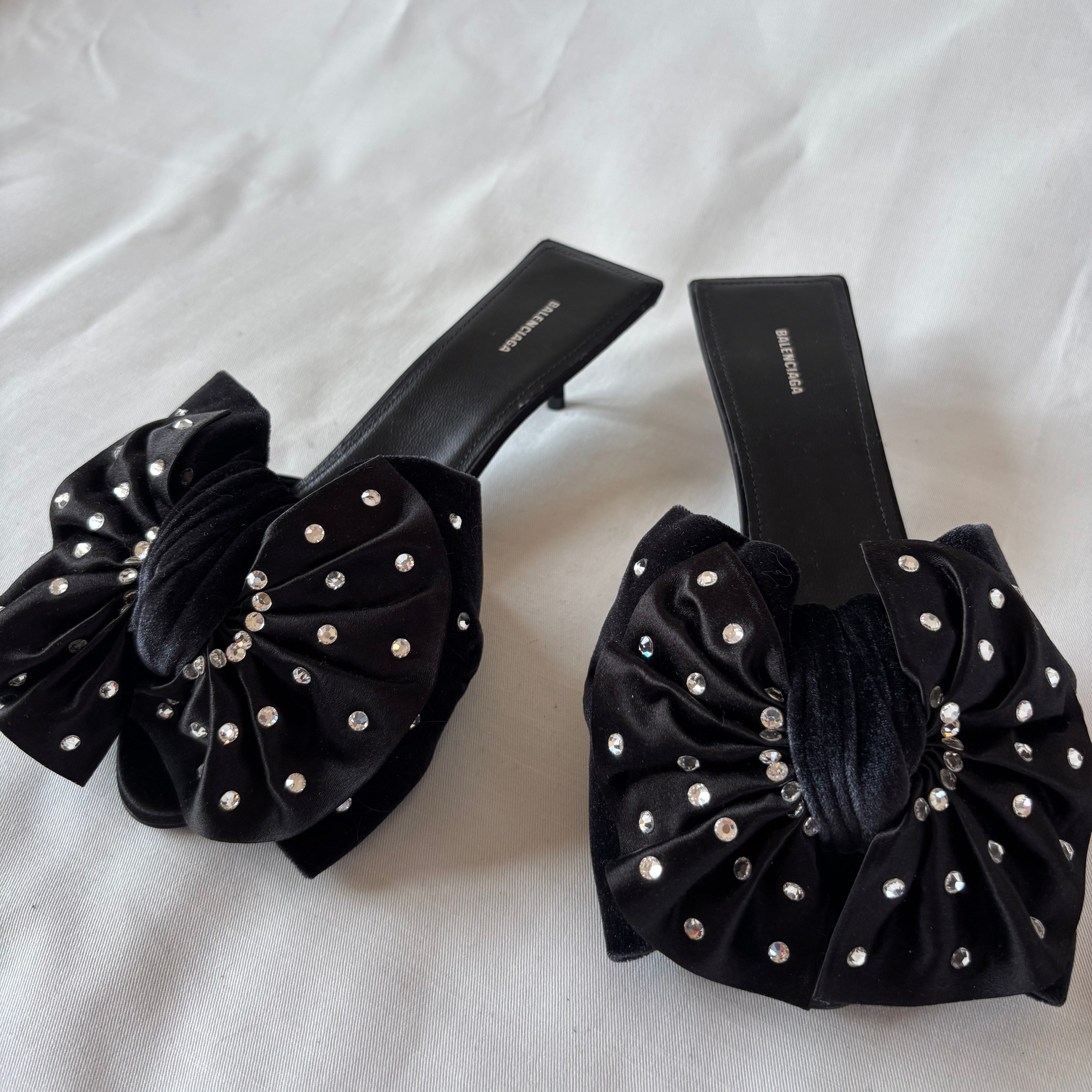 Balenciaga Mules Nœud Noir