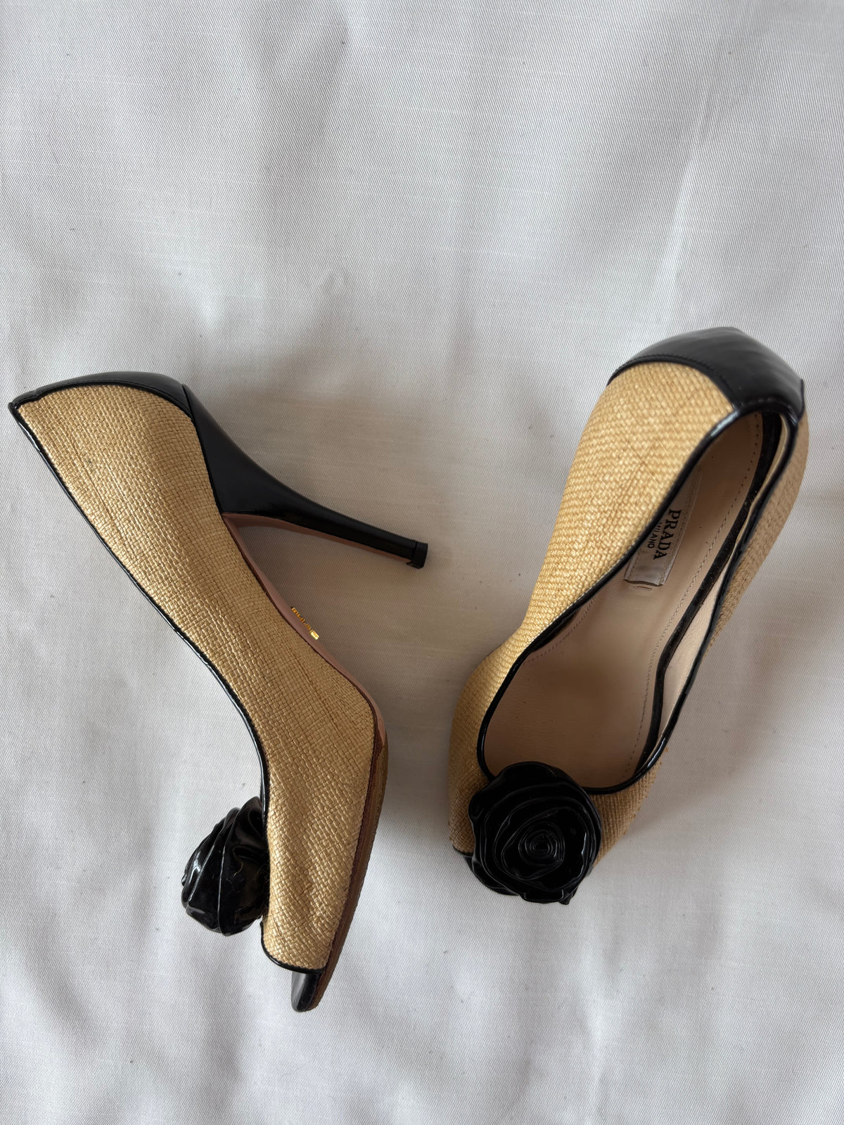 Prada escarpins toile beige fleur noire – 36