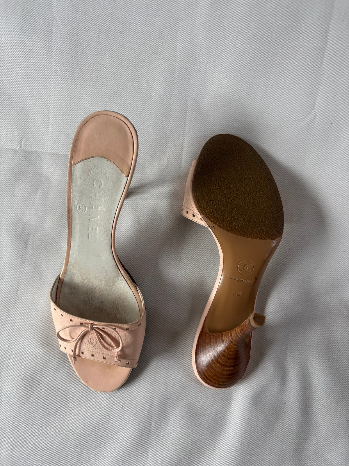 Chanel mules cuir rose CC - 39