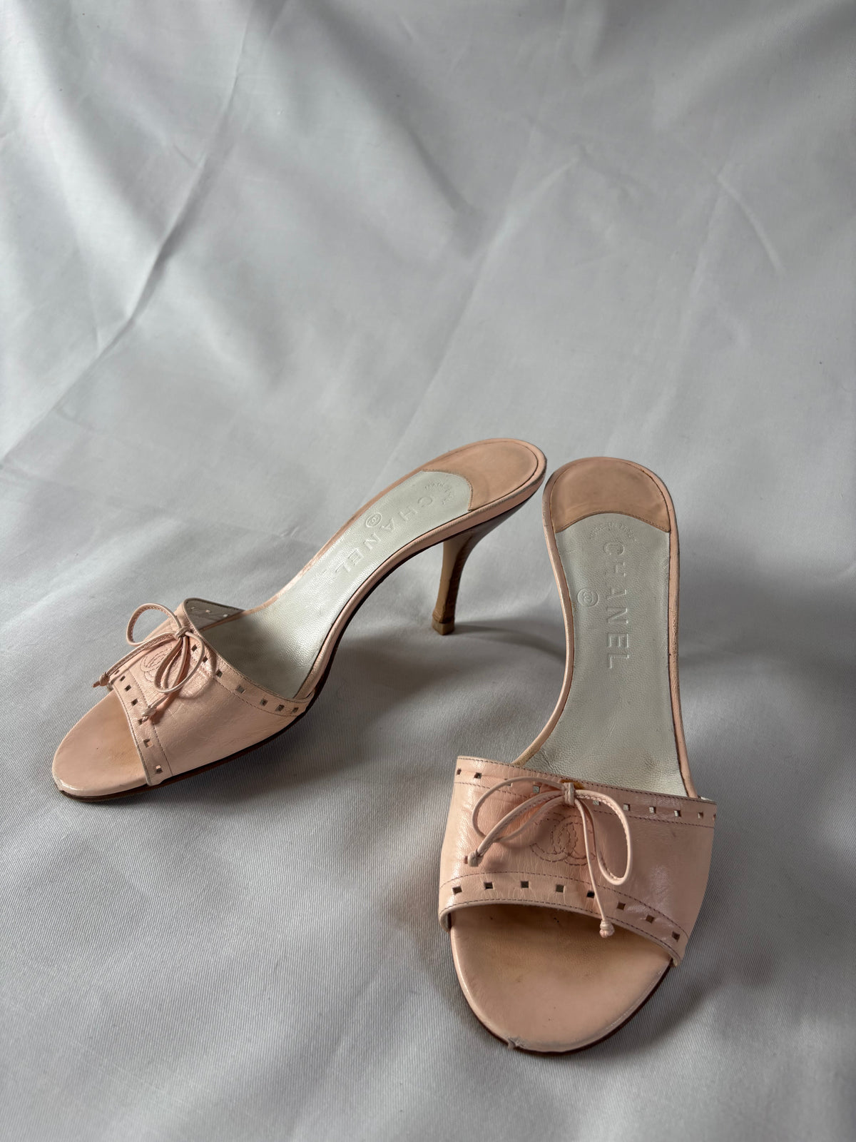 Chanel mules cuir rose CC - 39