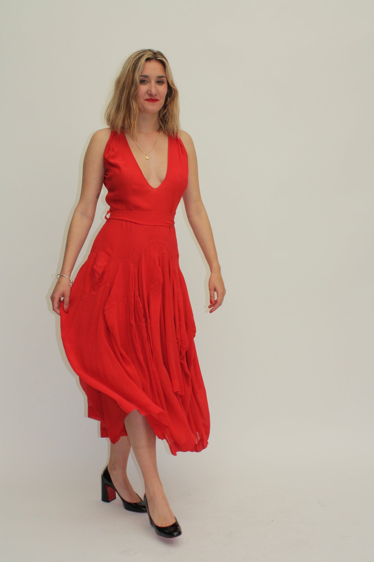 Vivienne Westwood – Robe en soie rouge drapée – M