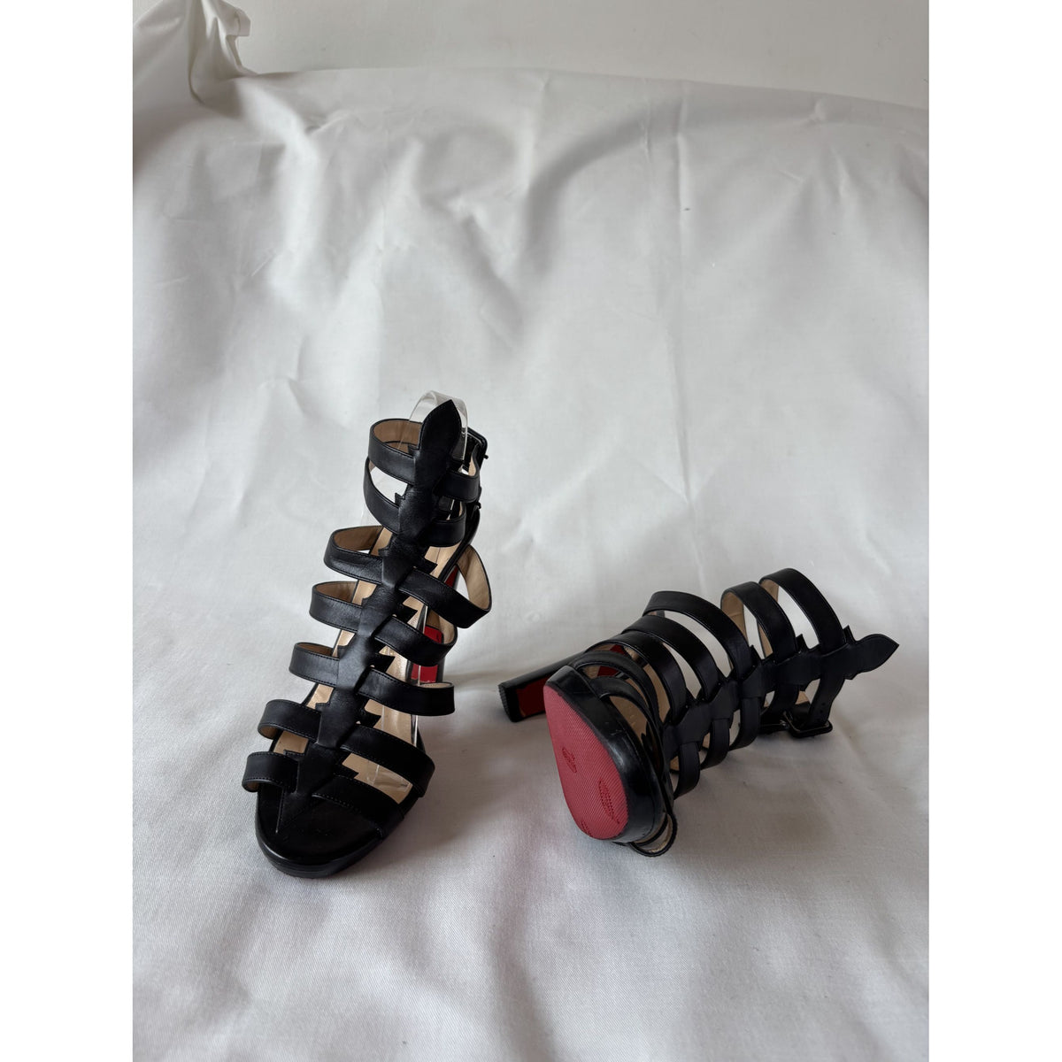 Louboutin Neronna spartiates cuir noir – 38