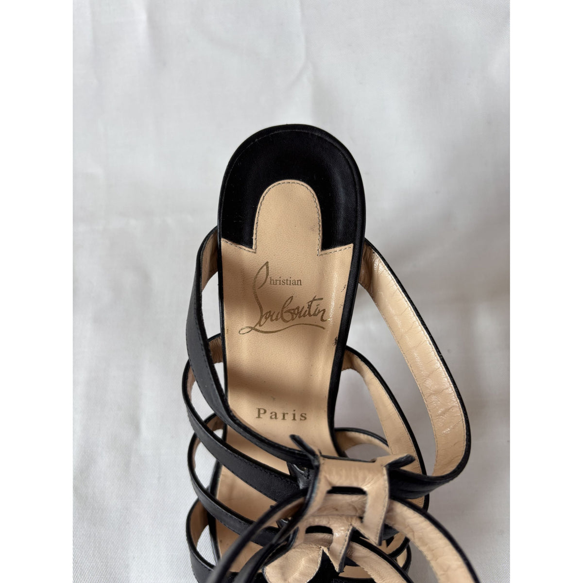 Louboutin Neronna spartiates cuir noir – 38