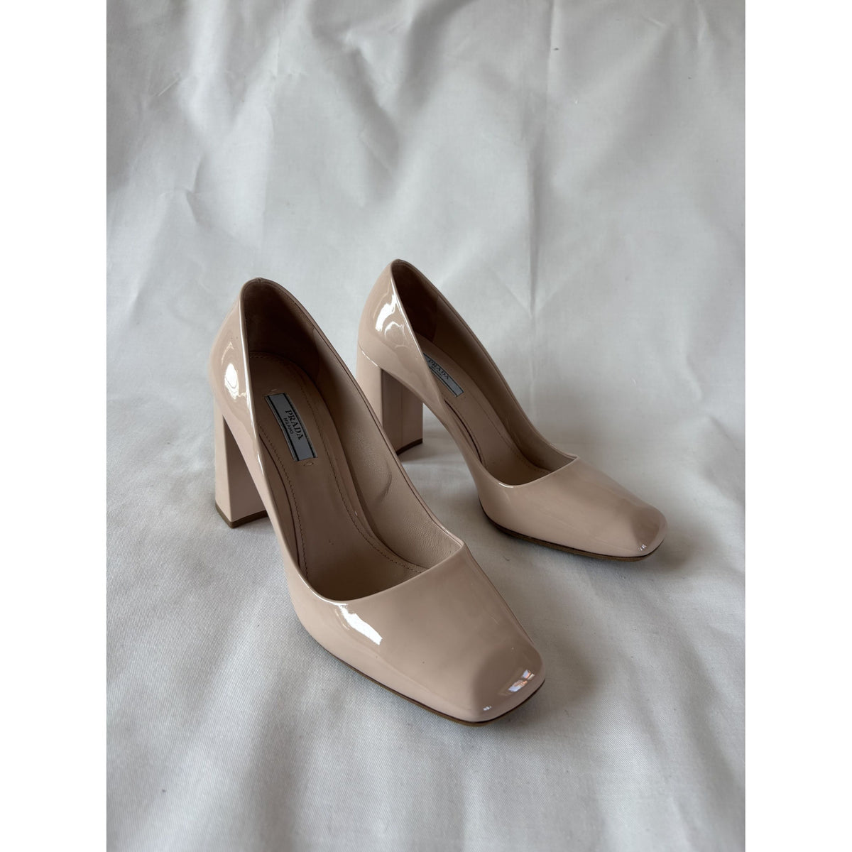 Prada escarpins cuir nude verni – 38