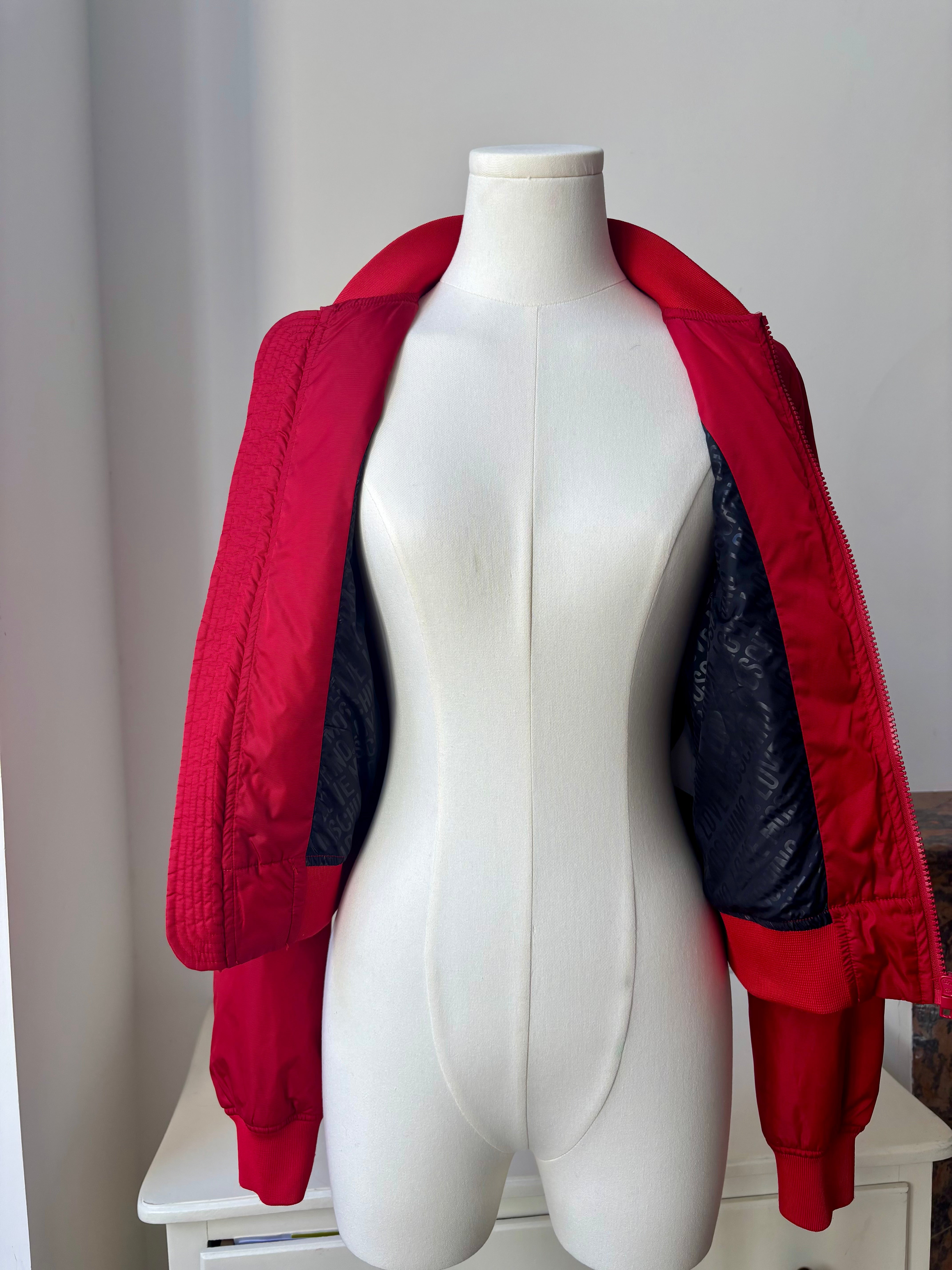 Love Moschino Bomber rouge avec logo – taille S