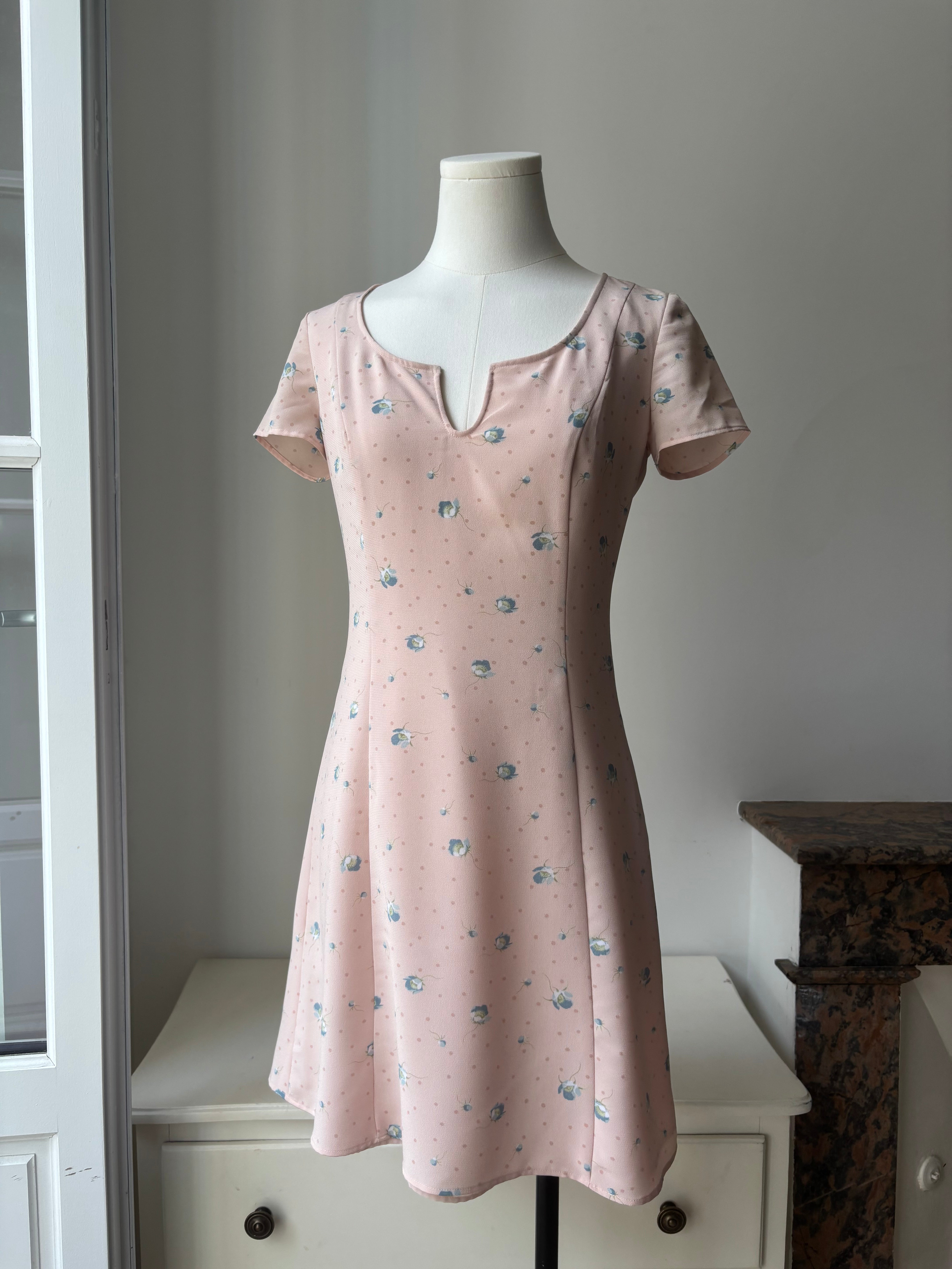 Cacharel Robe rose rleurie vintage coupe patineuse - S