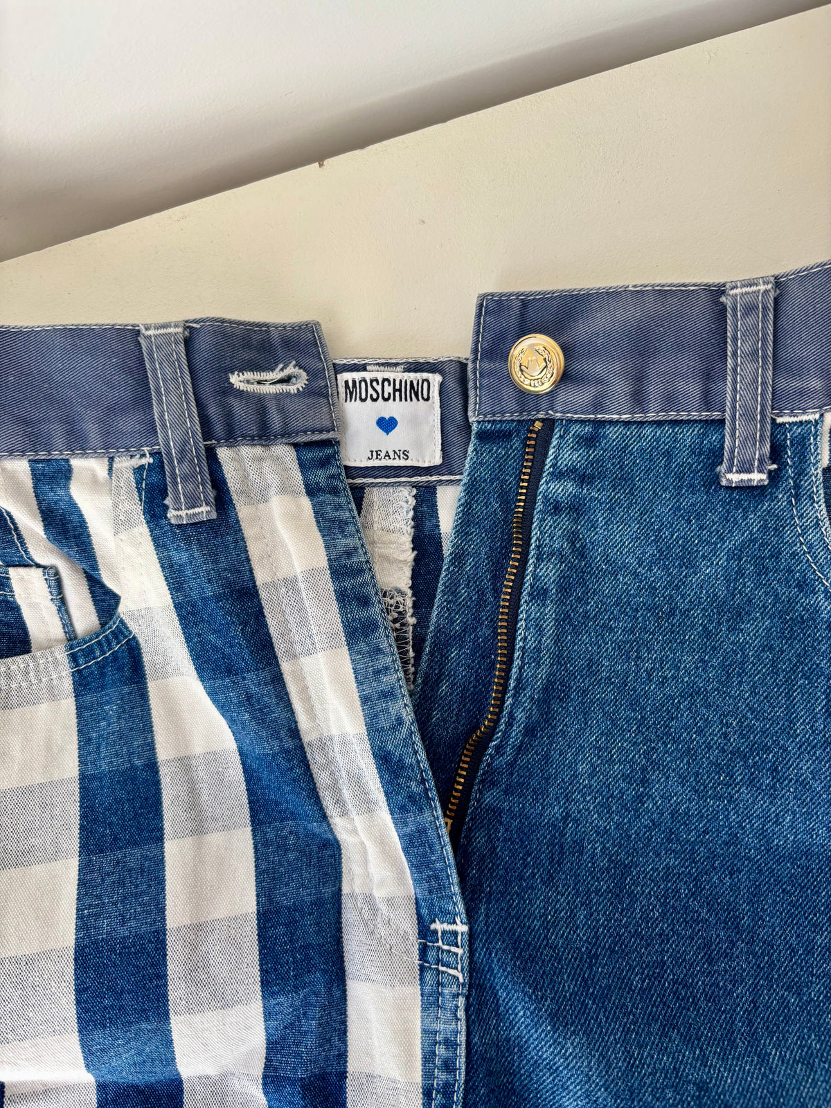 Moschino – Jupe vintage patchwork denim et imprimés – XS