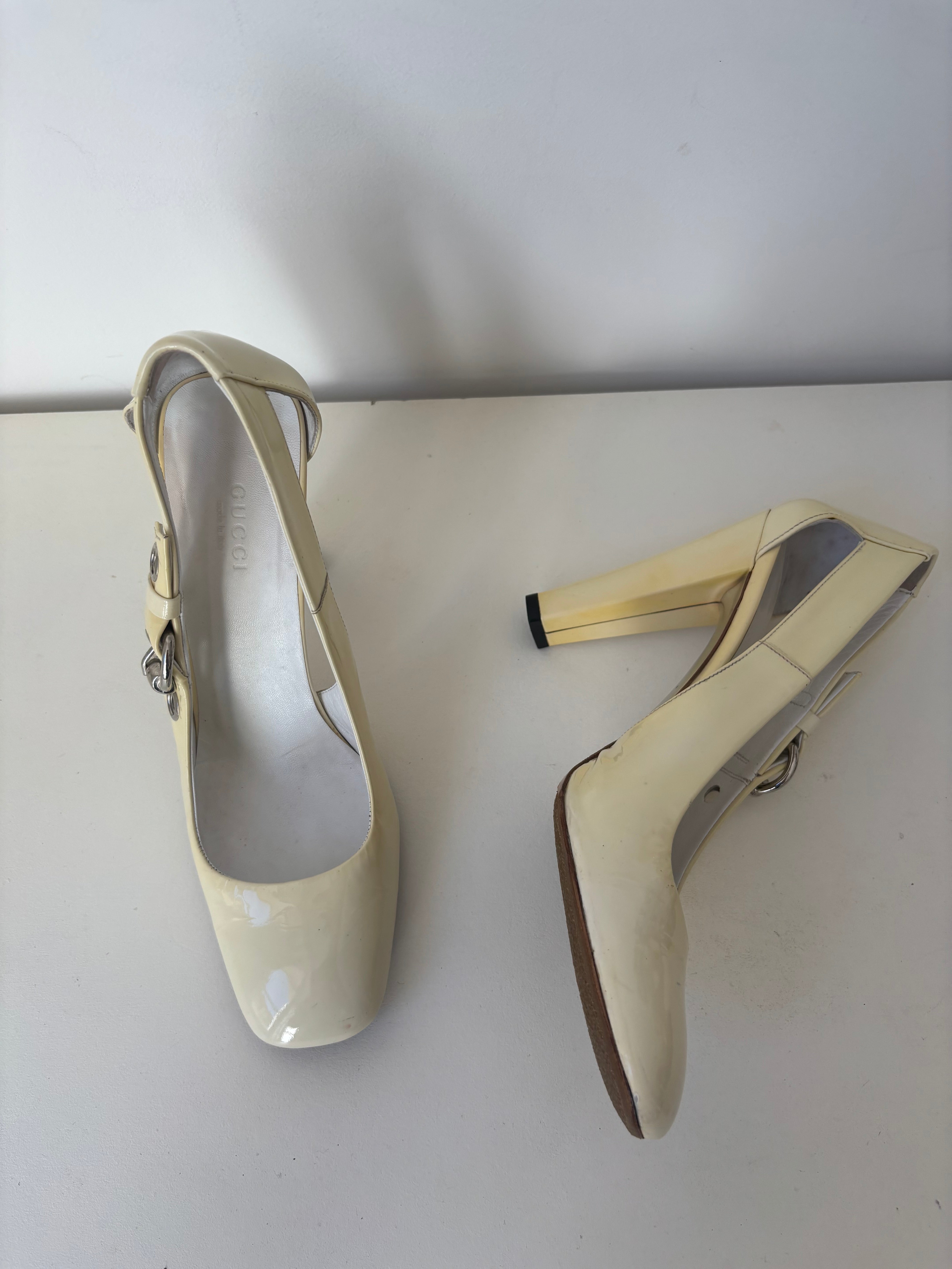 Gucci ivory patent leather slingback pumps – 37