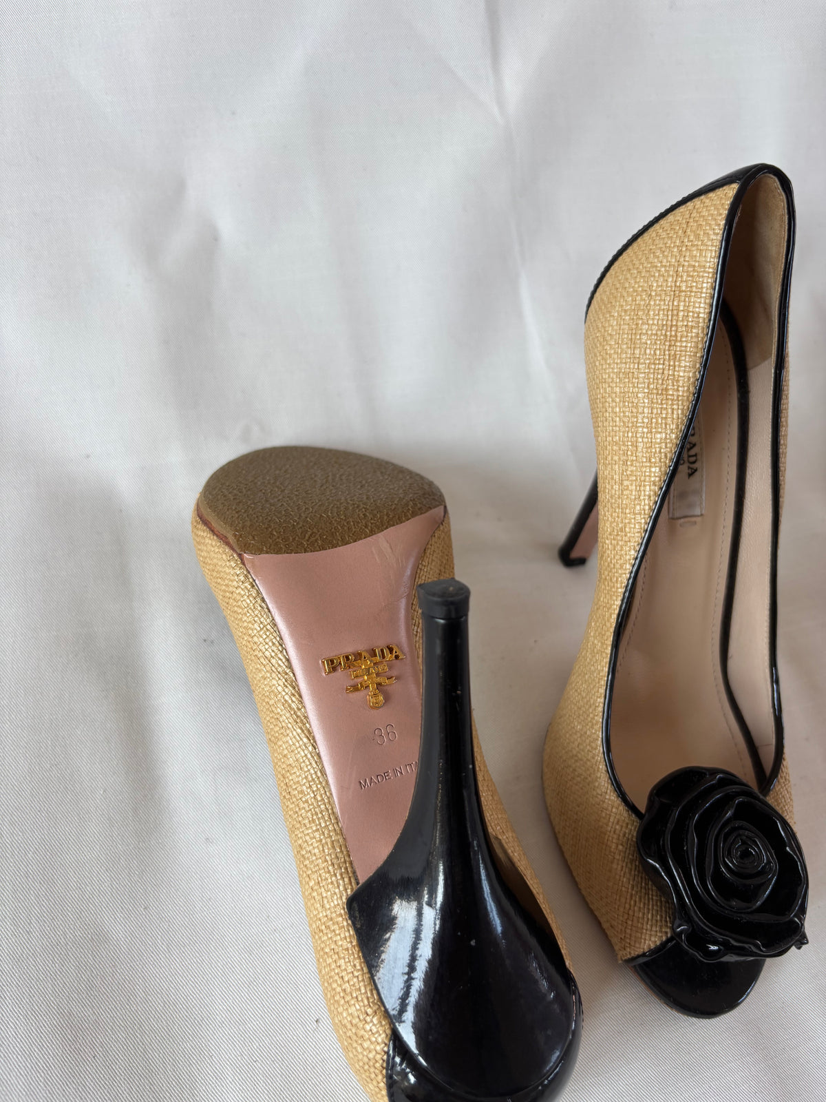 Prada escarpins toile beige fleur noire – 36