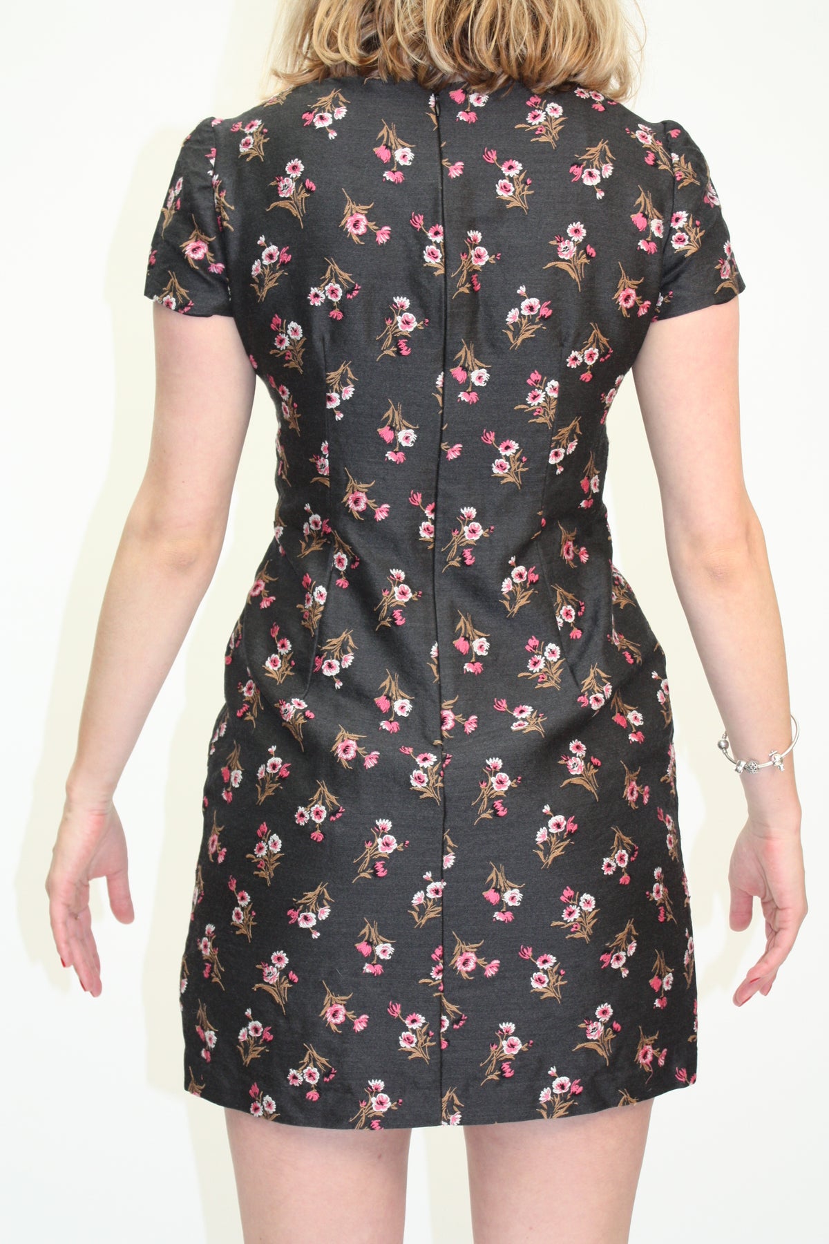 Prada – Robe florale noire – M