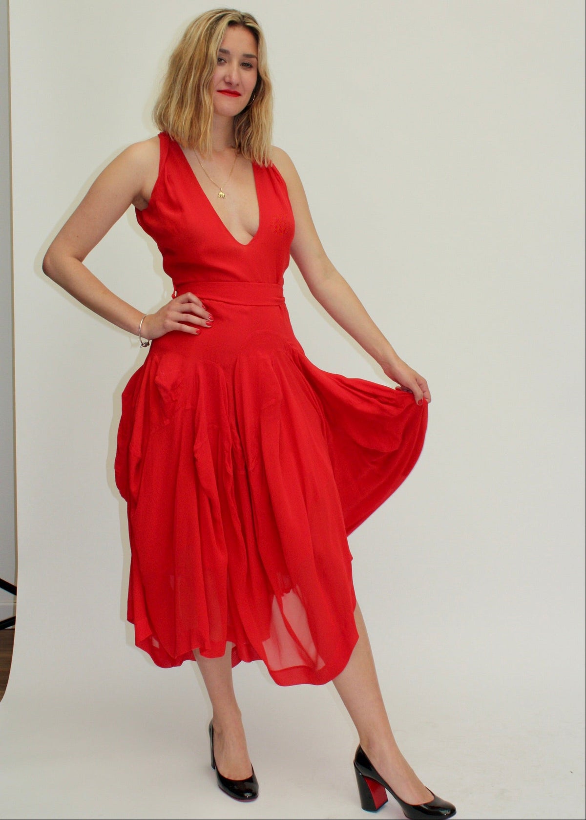 Vivienne Westwood – Robe en soie rouge drapée – M