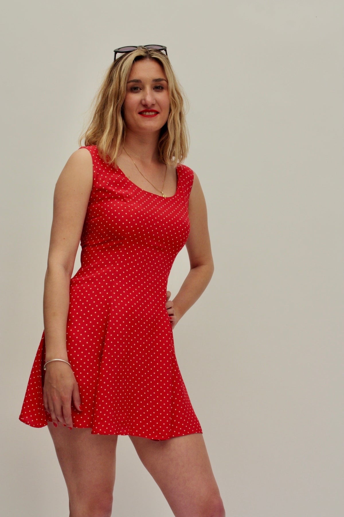 Moschino – Robe rouge à pois – S/M