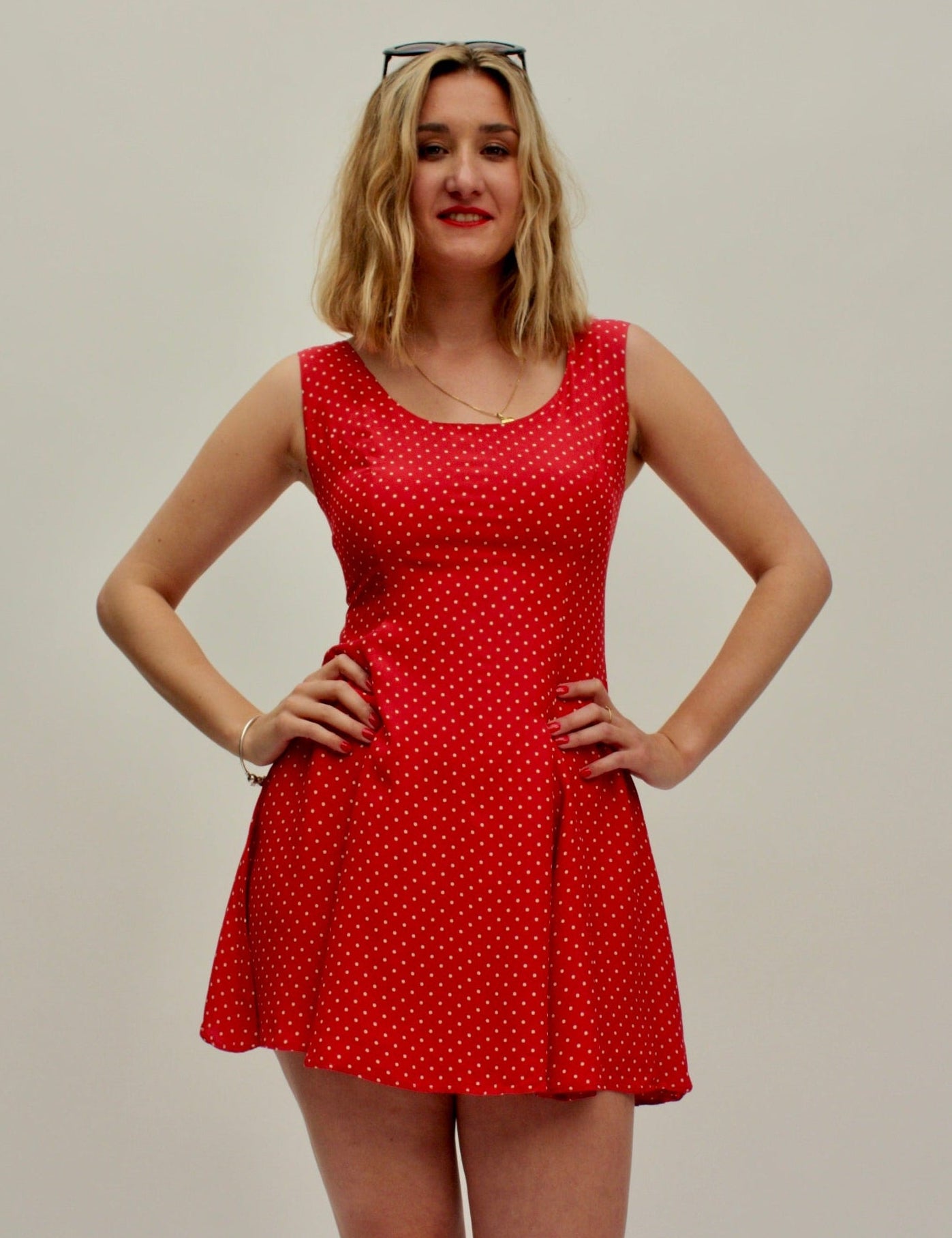 Moschino – Robe rouge à pois – S/M