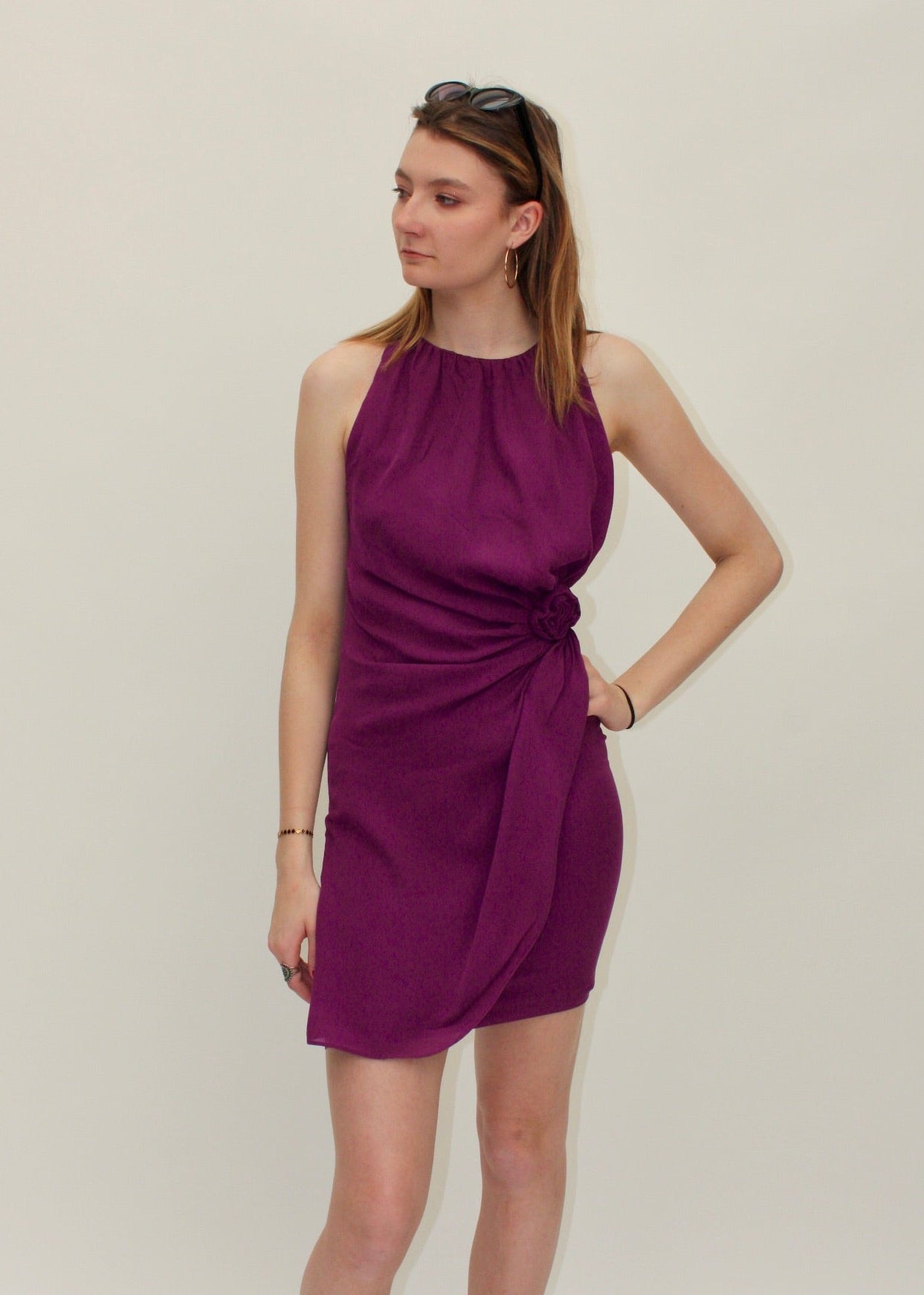 Moschino – Robe en soie violette drapée – XS