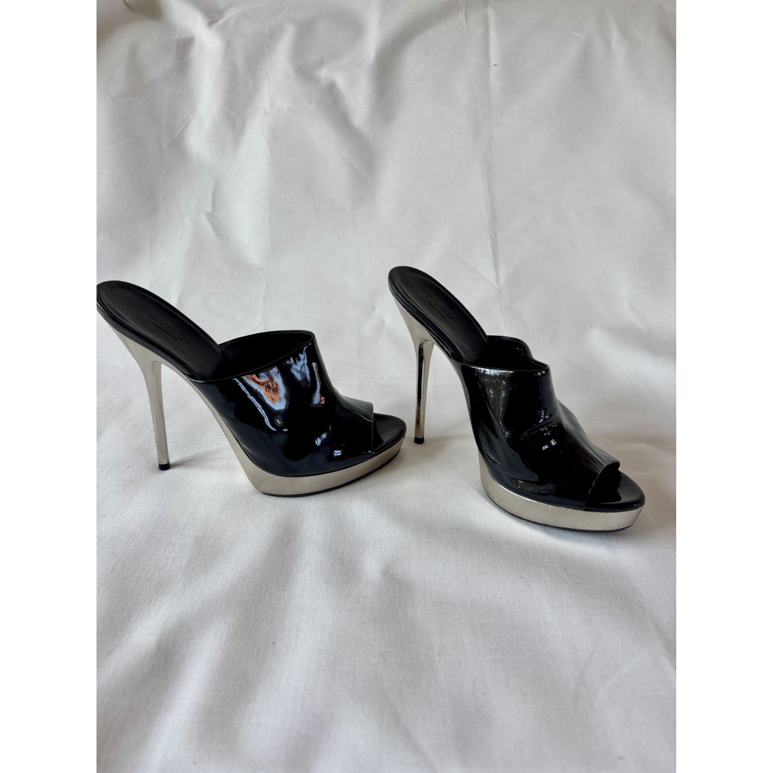 Sandales plateformes Gucci noires